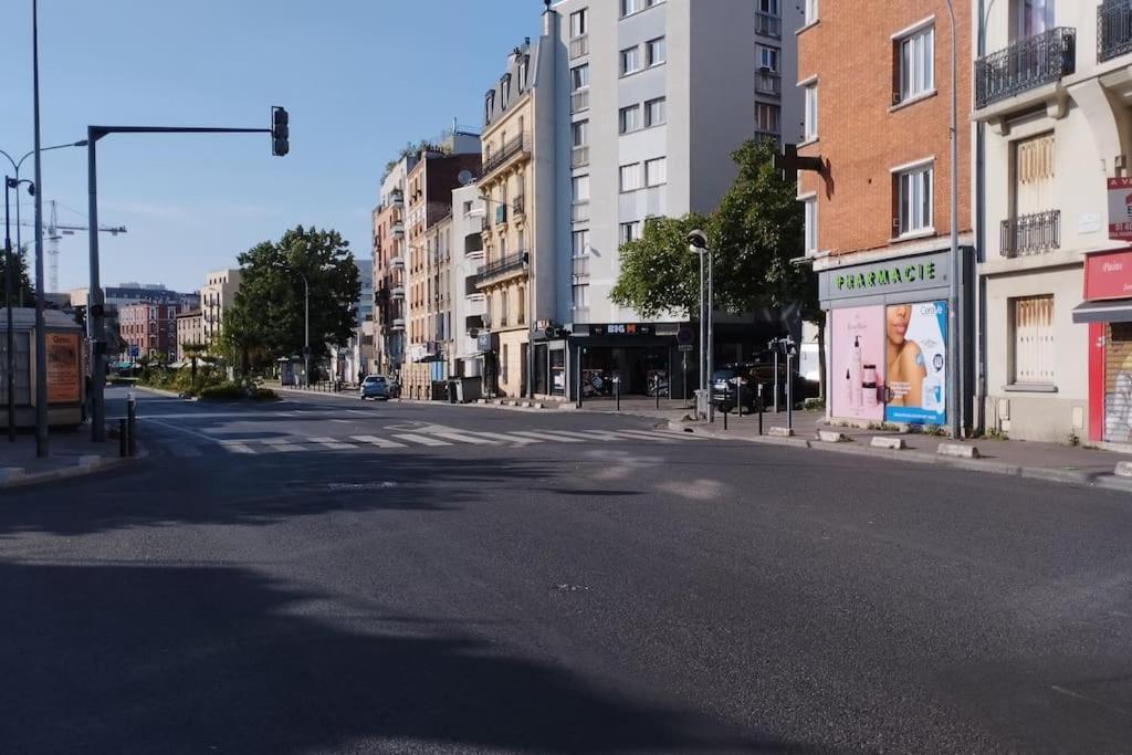 Joli Appart A 10 Minutes De Paris En Metro - Parking Offert Сент-Уан Экстерьер фото